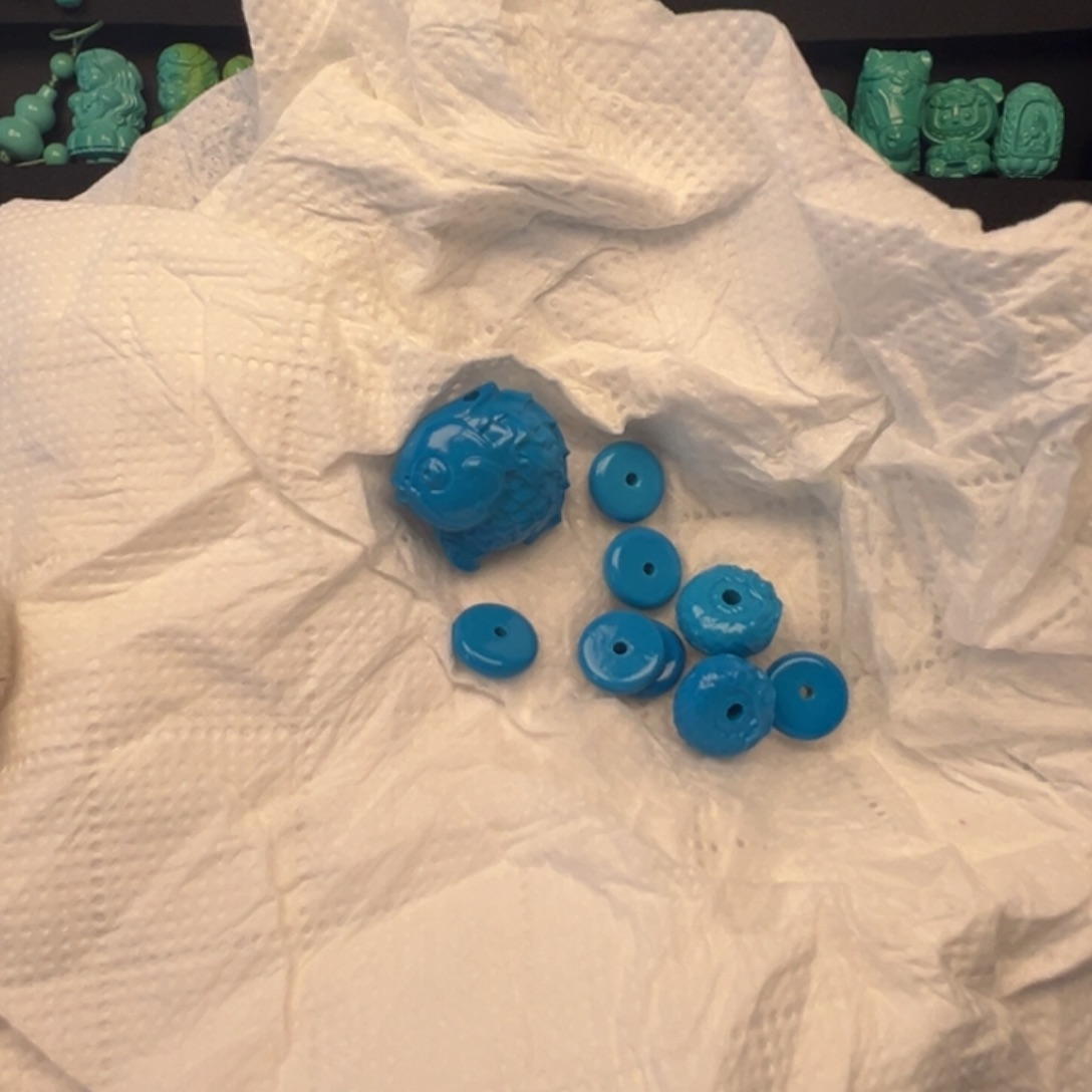 大***茶湖北原生态雕刻件