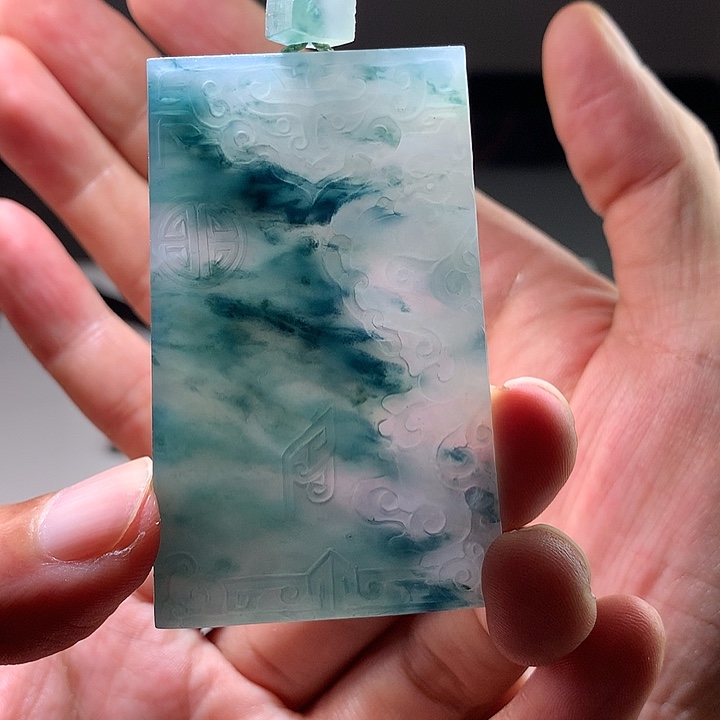 定制翡翠未镶嵌辉***住