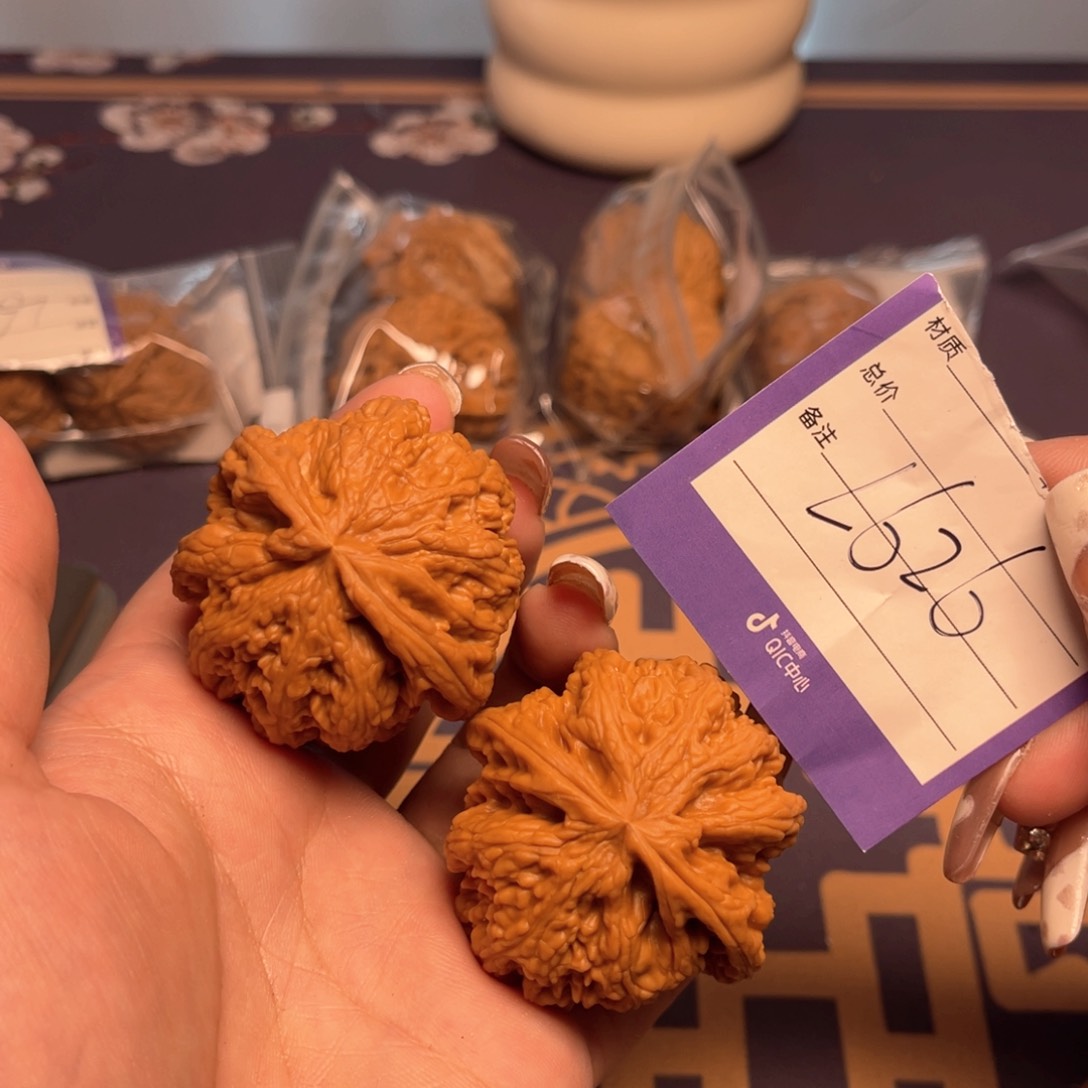 文玩核桃把件粗筋46