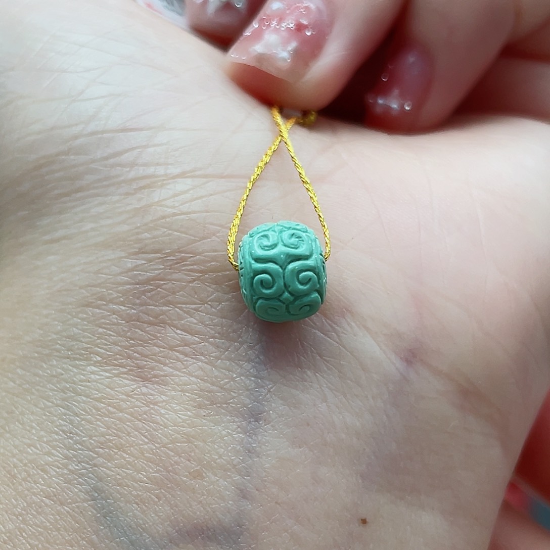 绿松石颈饰未镶嵌