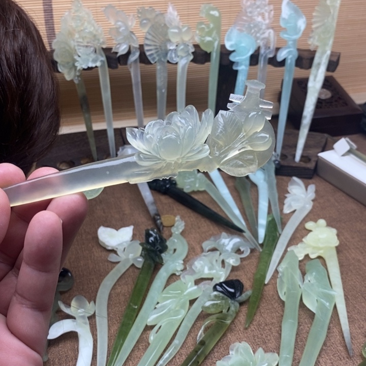 蛇纹石玉未镶嵌发簪