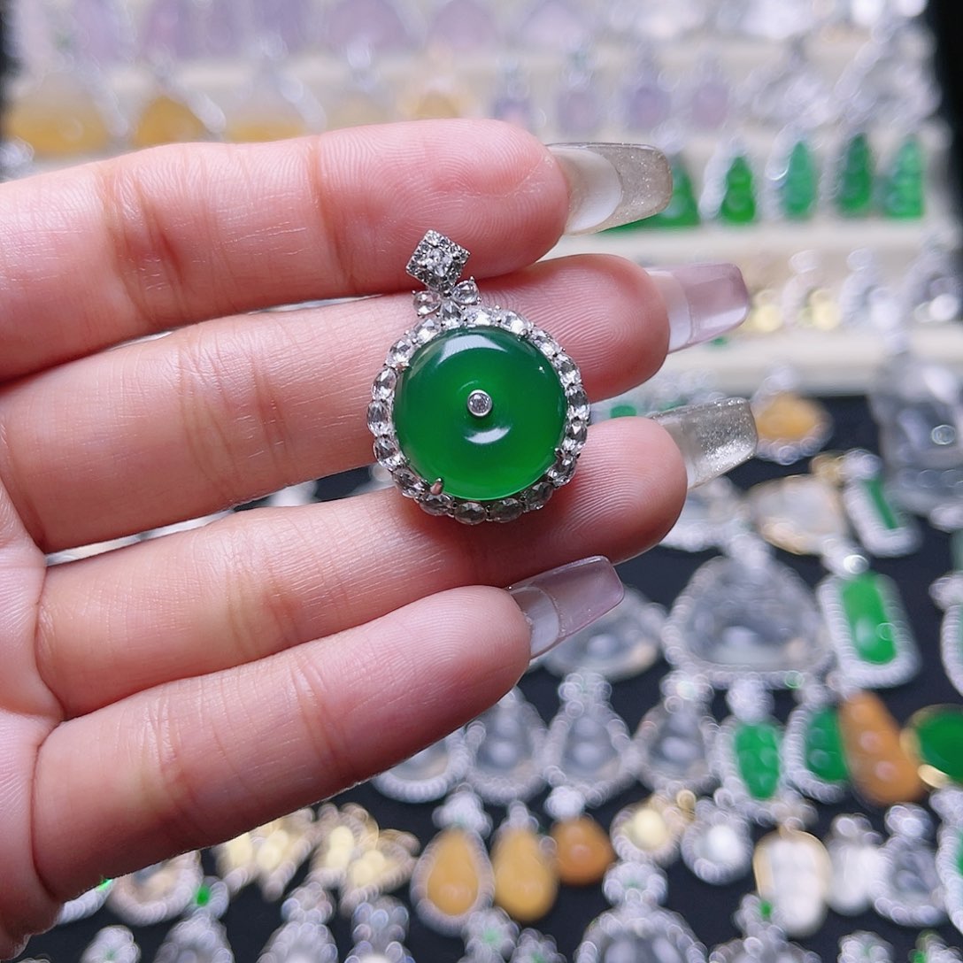 玛瑙/玉髓颈饰银S925镶嵌