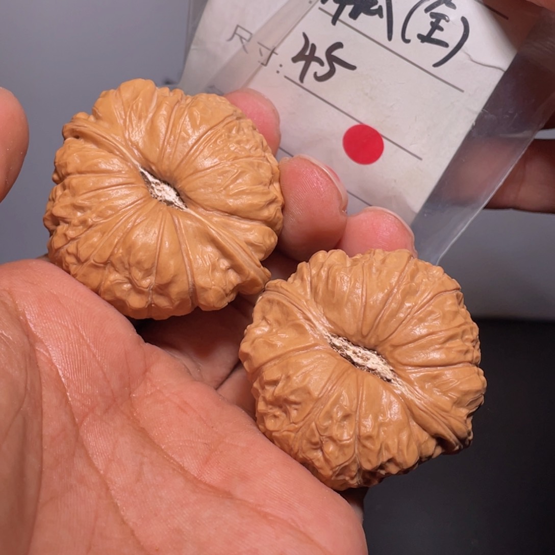 文玩核桃吊坠文玩核桃