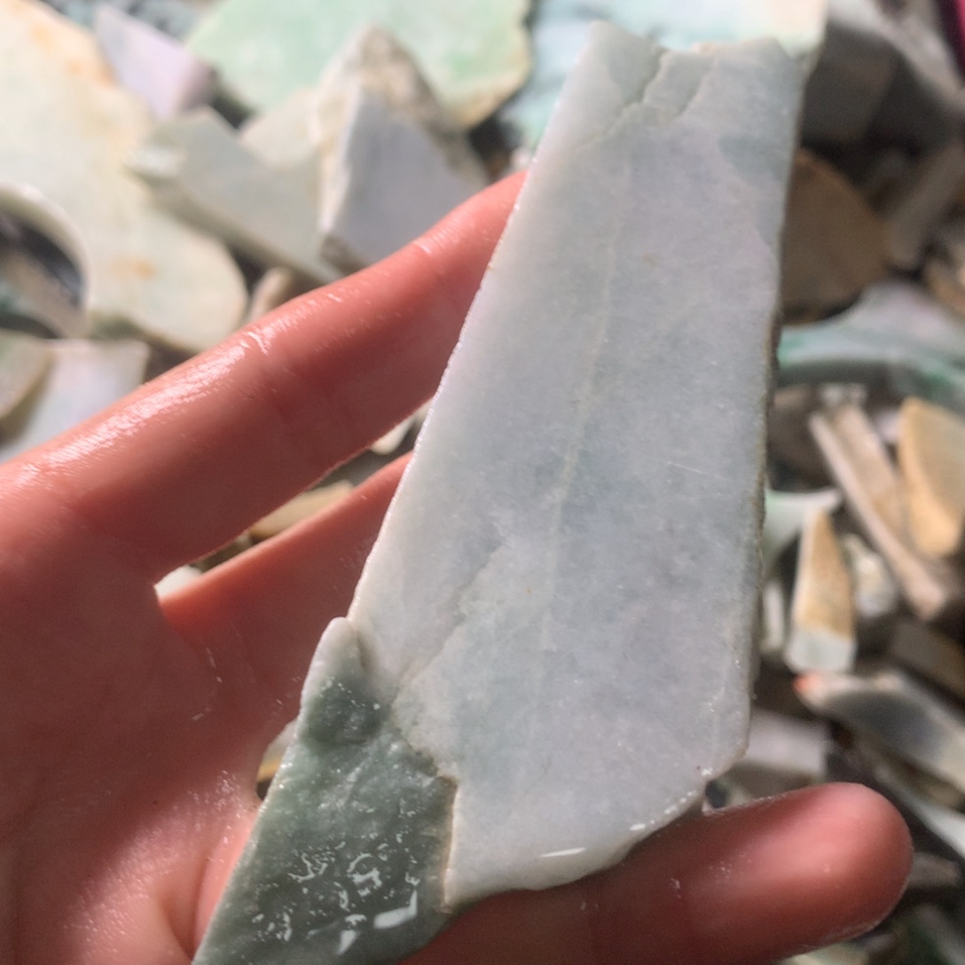 翡翠颈饰未镶嵌缅甸翡翠