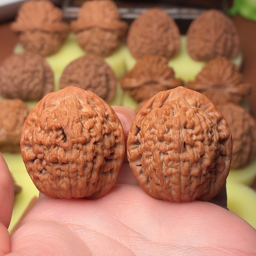 吊坠文玩核桃软*，35尺莲花