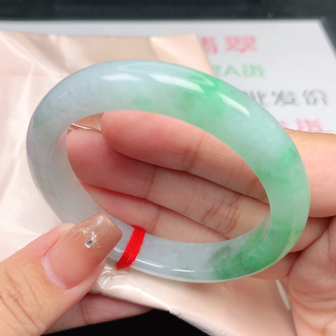 未镶嵌手镯翡翠52.53正圈