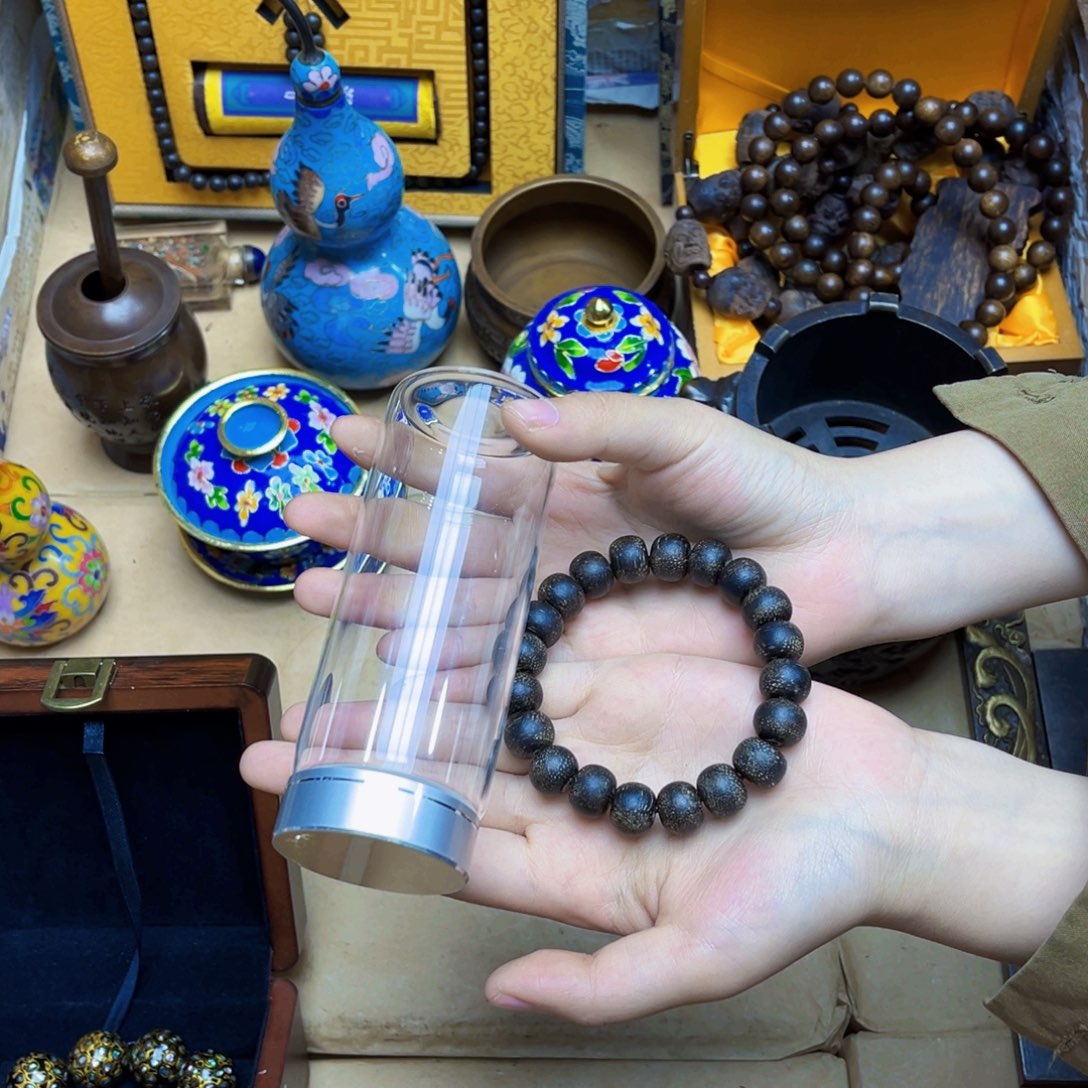 滴血莲花菩提吊坠