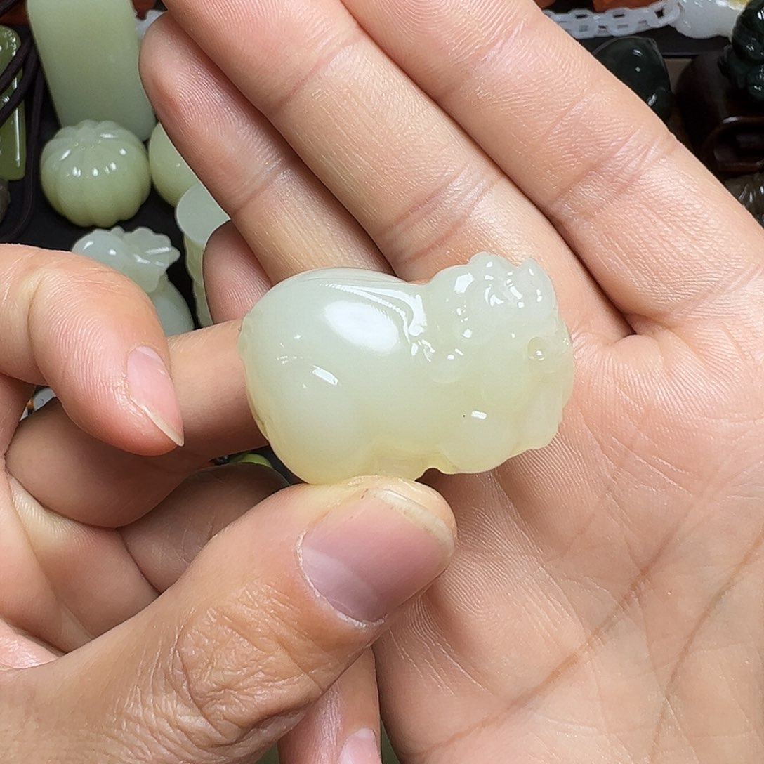 软玉未镶嵌把件新疆天然料子精品