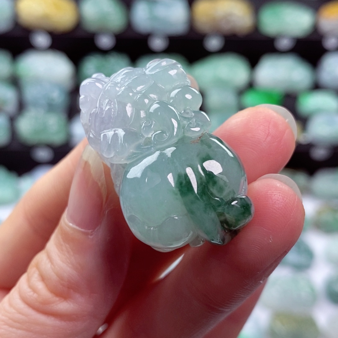 翡翠颈饰未镶嵌天然