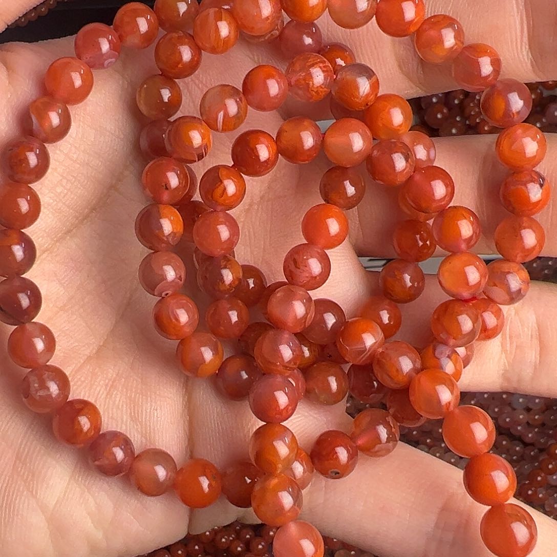 未镶嵌卡6多圈冰红火焰微瑕南红玛瑙