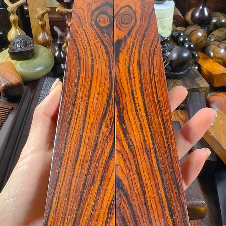 微凹黄檀（南美大红酸枝）秋*…