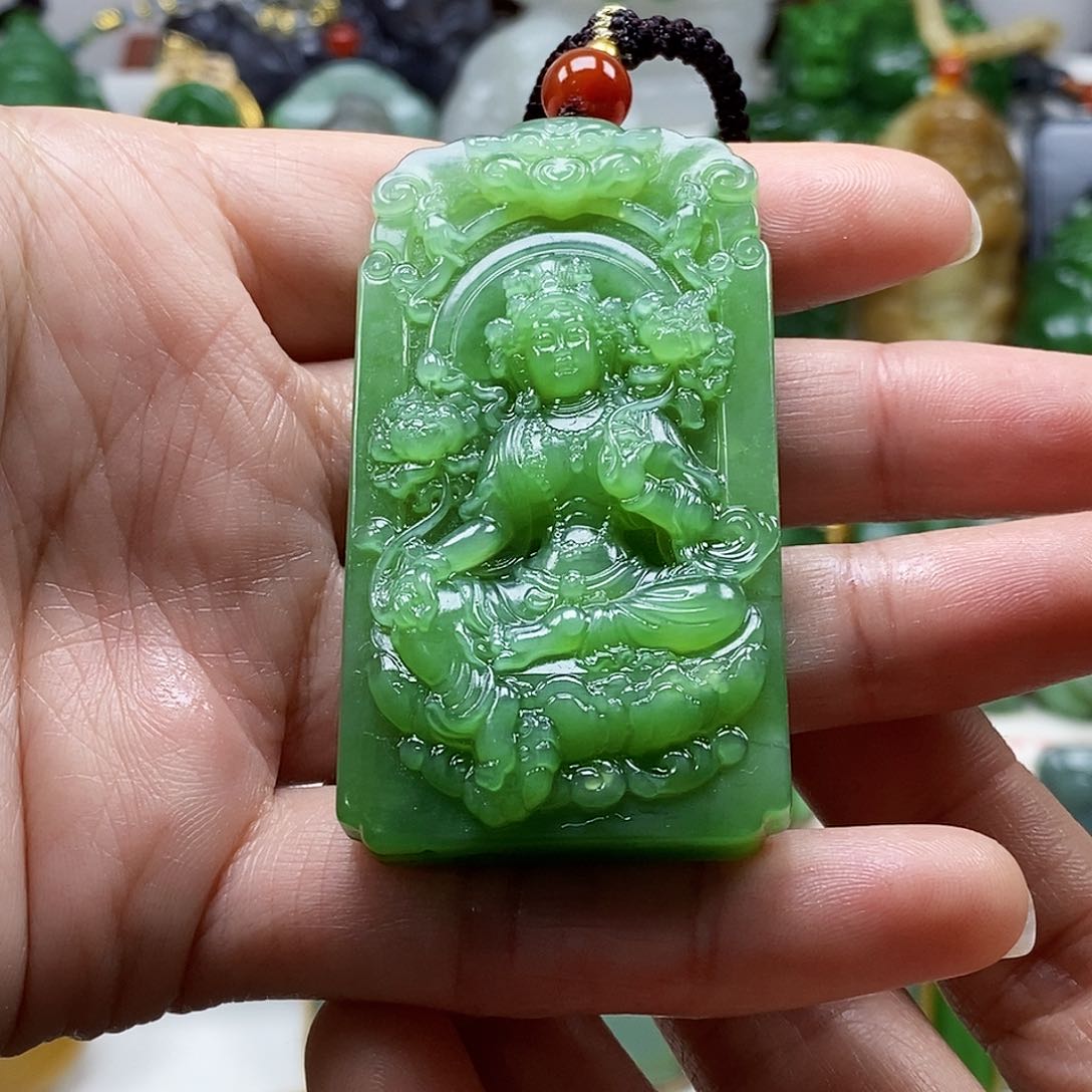 和田玉颈饰未镶嵌小*