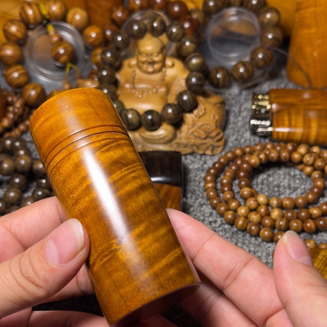金丝楠牙签罐花纹
