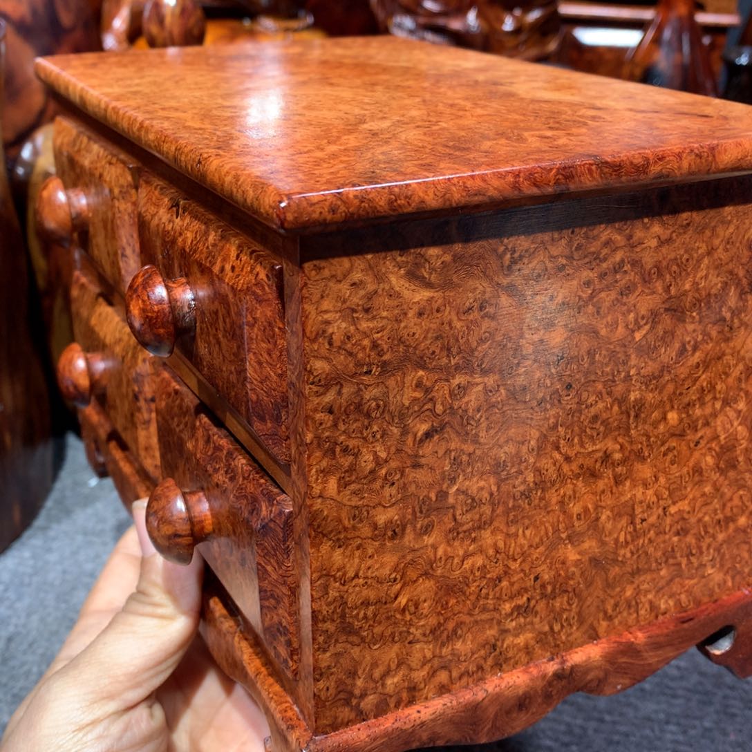 蓝***豆木缅甸花梨木瘤疤柜子