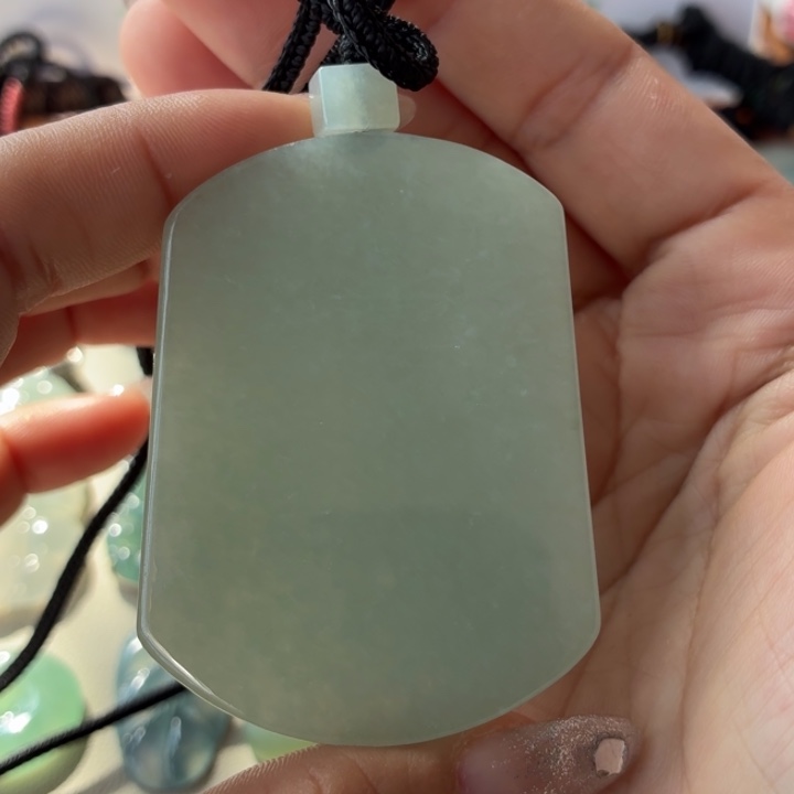 翡翠未镶嵌颈饰天然翡翠a货