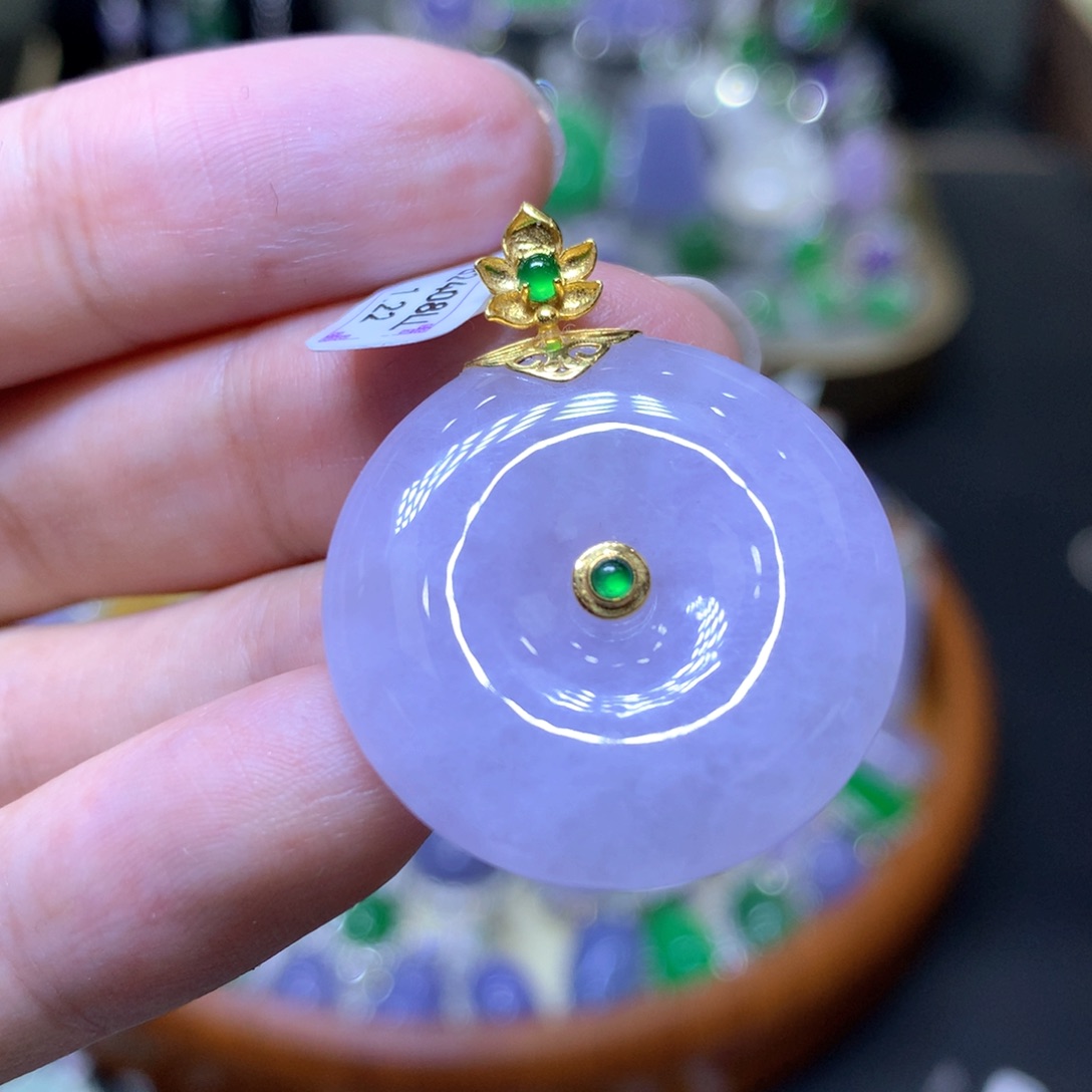 【闪购商品】翡翠颈饰18K金镶嵌翡翠吊坠项链