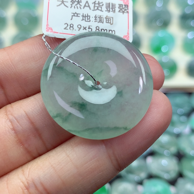 【闪购商品】翡翠未镶嵌颈饰
