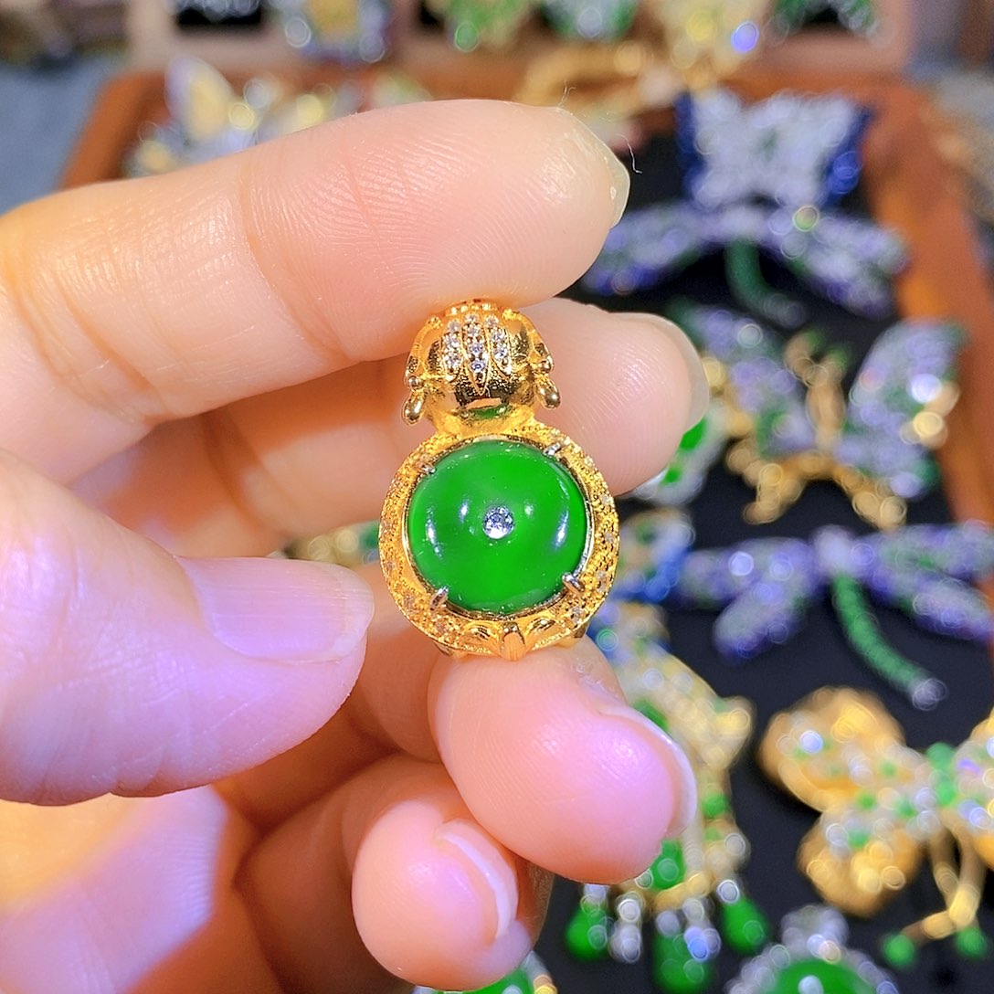 吊坠(不含链)银S925镶嵌翡翠