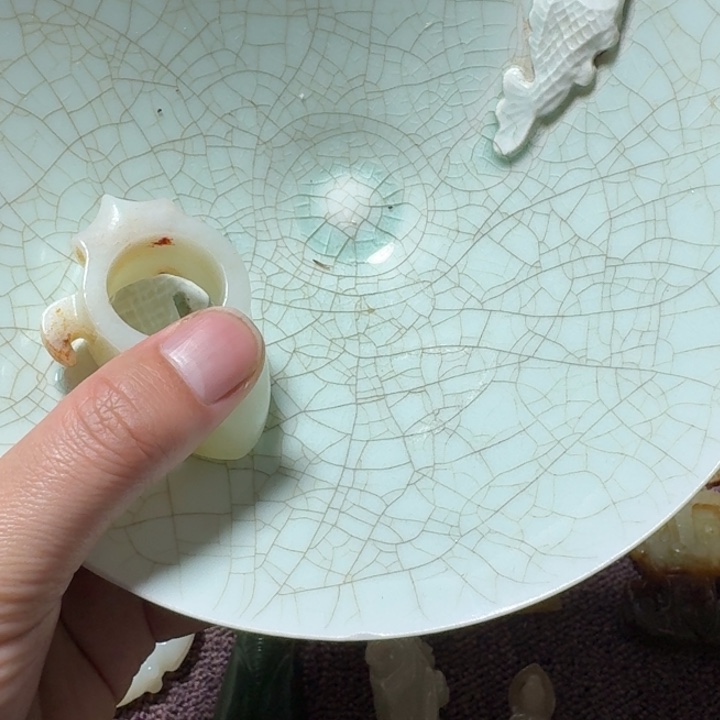 家***峰瓷片双鱼青瓷开片大碗