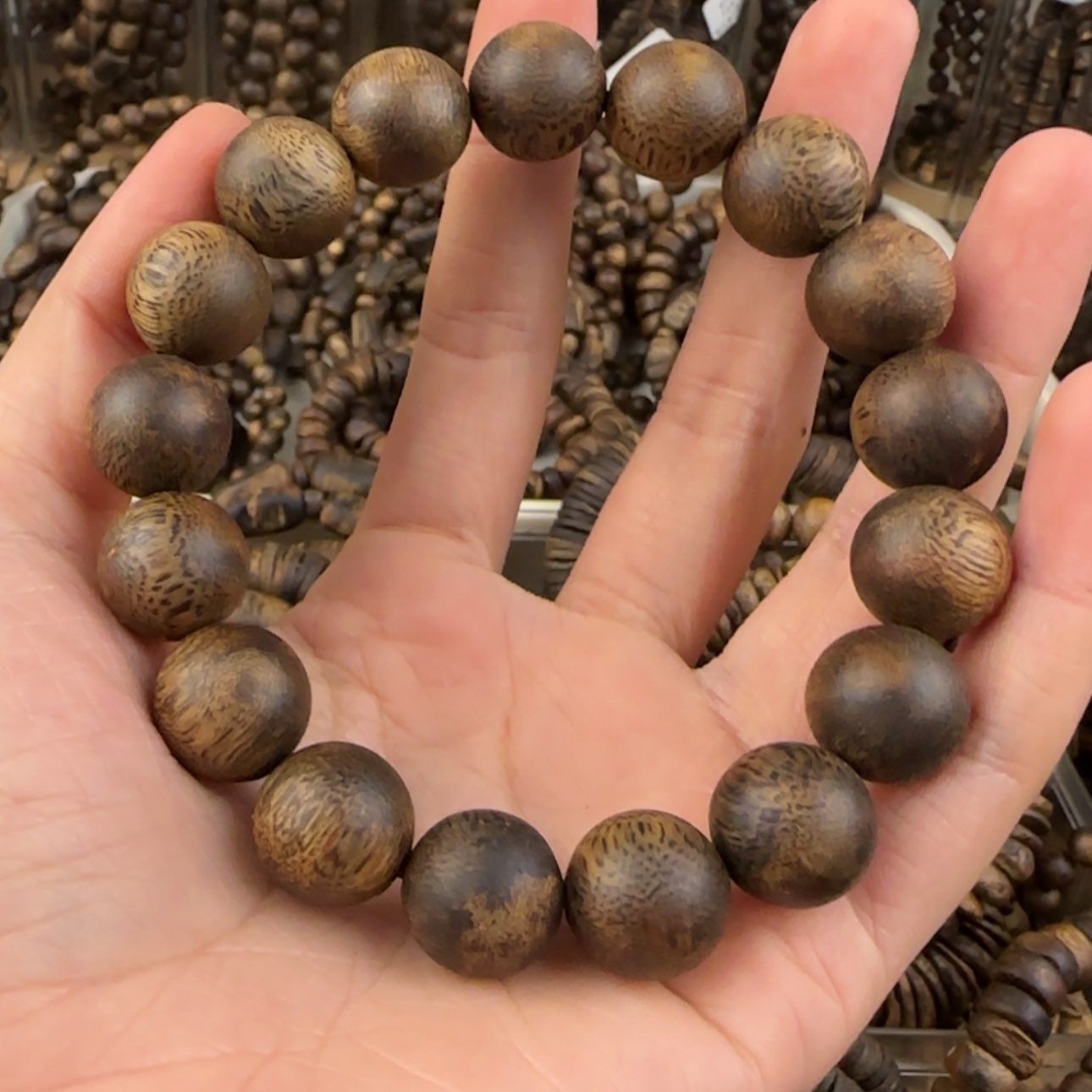 【闪购商品】沉香手串冰*点奇楠手串15.8克卡1.3