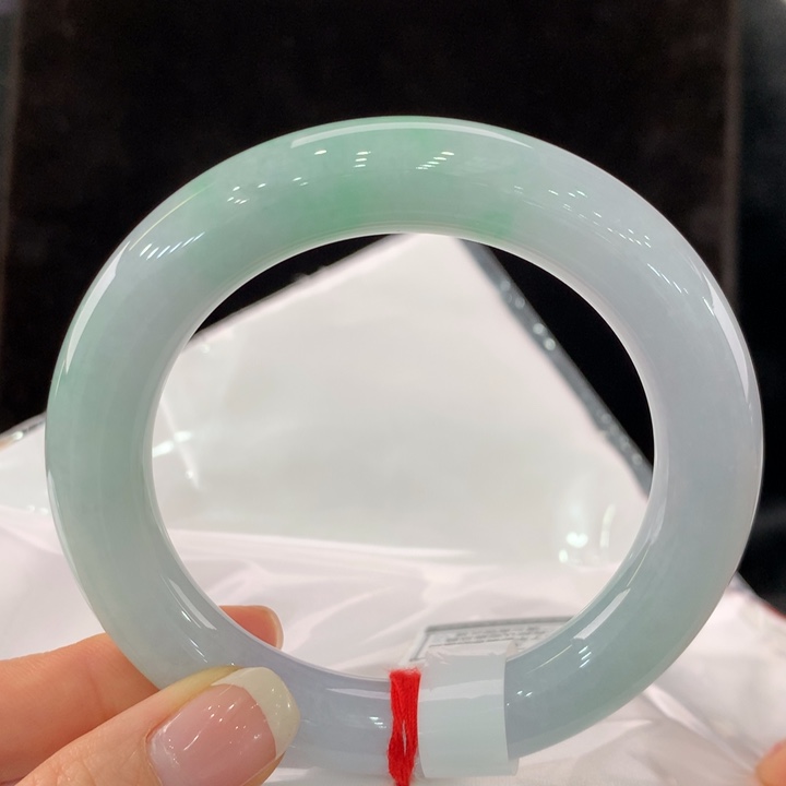 翡翠手镯未镶嵌111-2244