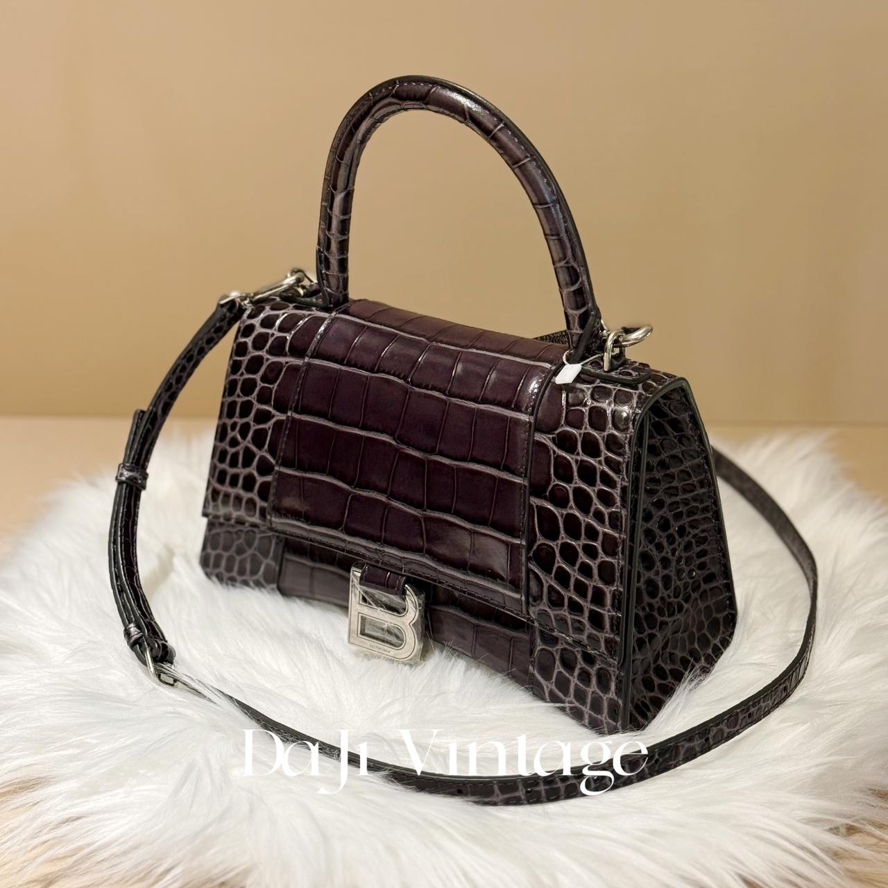 大吉中古/巴黎世家黑银压纹沙漏斜挎包