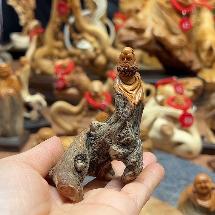 非洲檀香无事牌崖柏摆件