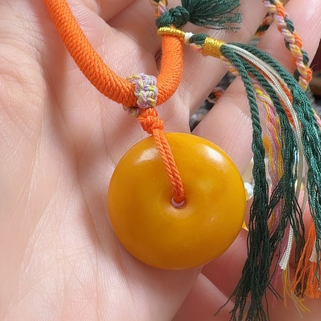 蜜蜡未镶嵌颈饰吊坠