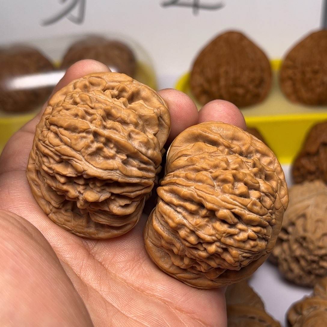 文玩核桃吊坠?**?楼子