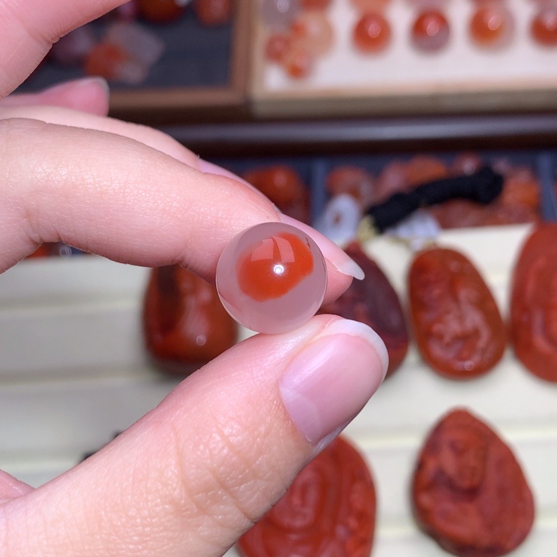 *****南红玛瑙未镶嵌珠宝半成品鸿运当头