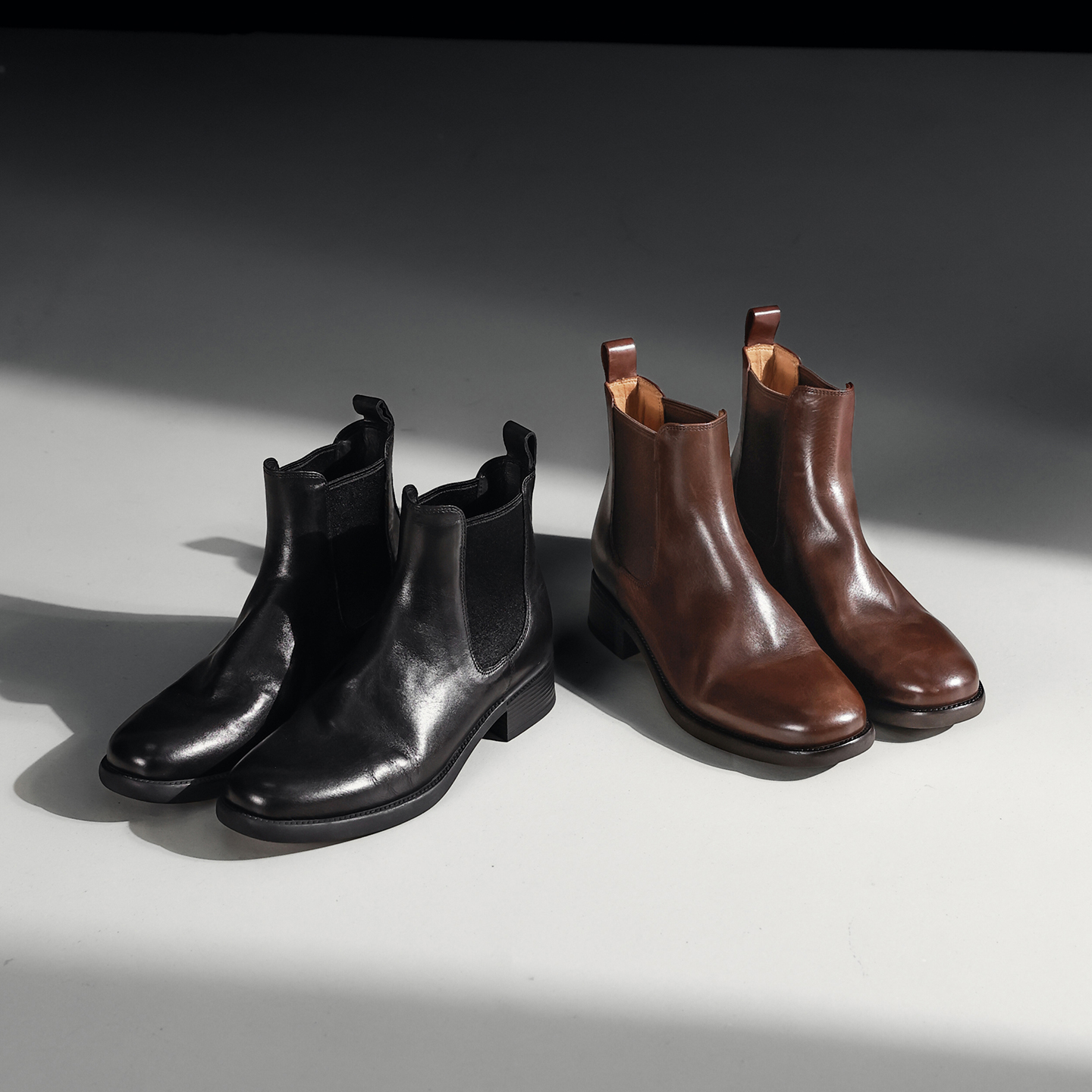 （胎牛版）复古做旧极简老钱风切尔西短靴女圆头时尚百搭休闲英伦