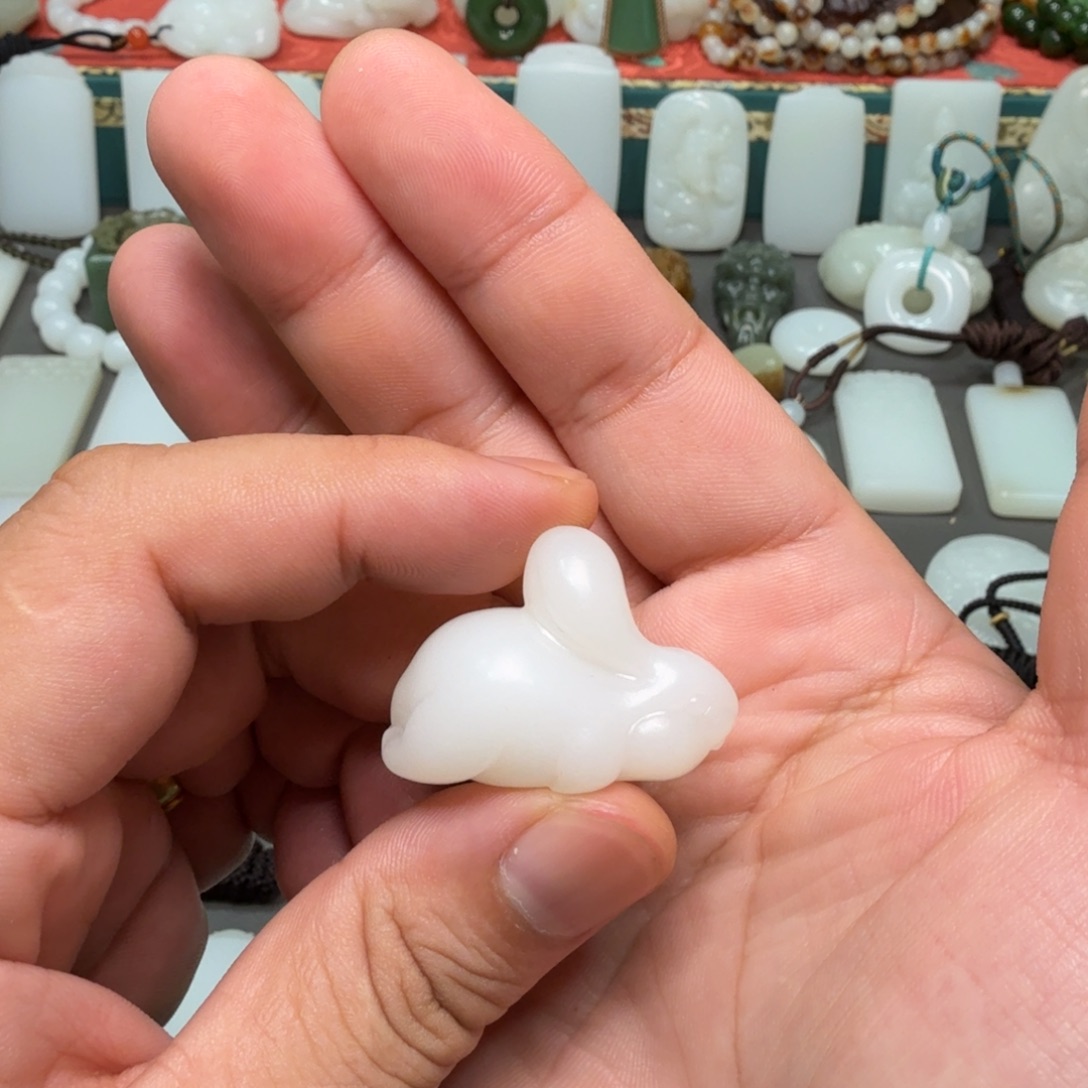 和田玉未镶嵌吊坠(不含链)