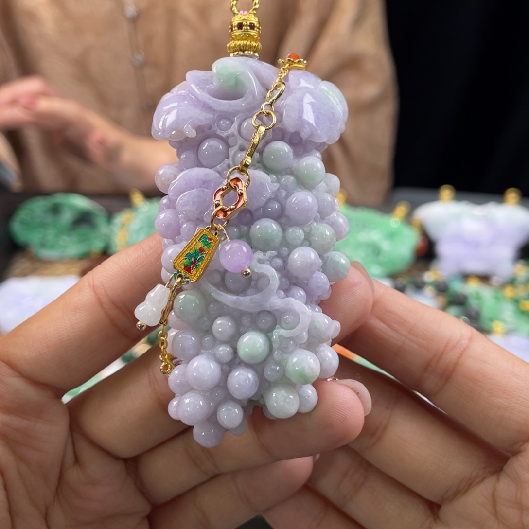 翡翠颈饰未镶嵌代