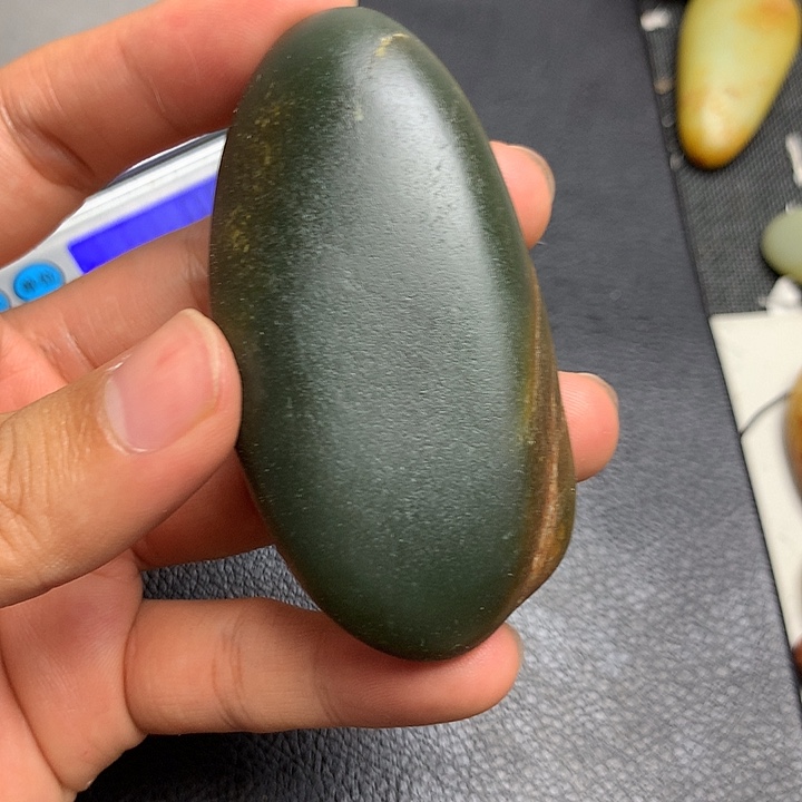 未镶嵌和田玉（糖玉）挂件