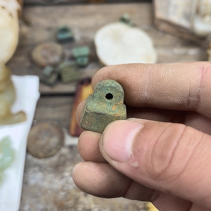 和田玉（糖玉）未镶嵌挂件