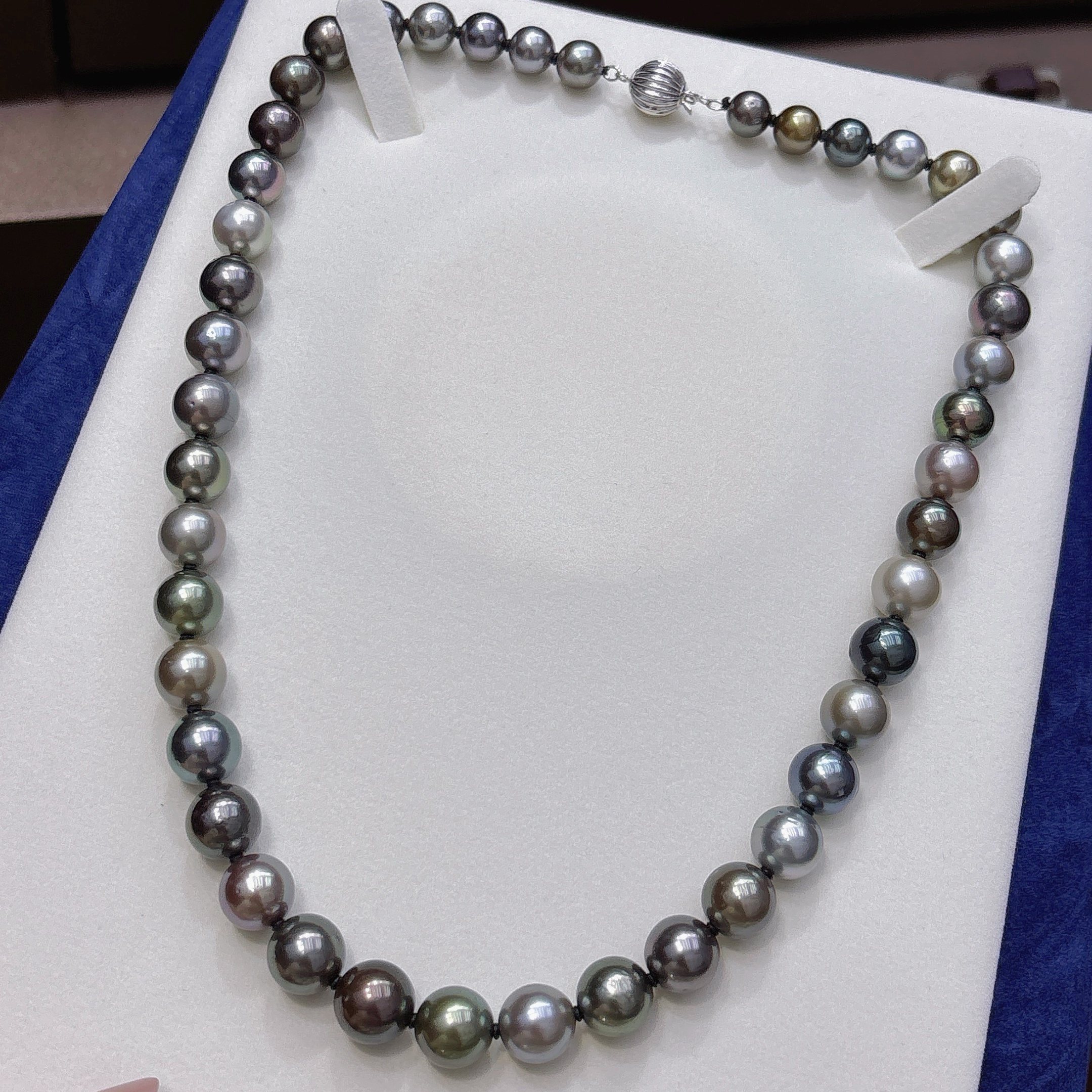 18K金莫兰迪7-11mm 大溪地海水黑珍珠项链  全珠链 GRC大证