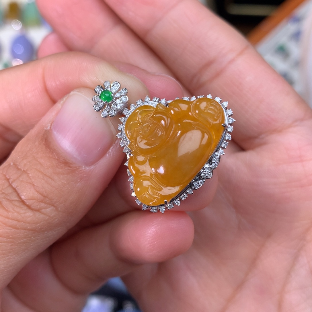 翡翠吊坠(不含链)18K金镶嵌