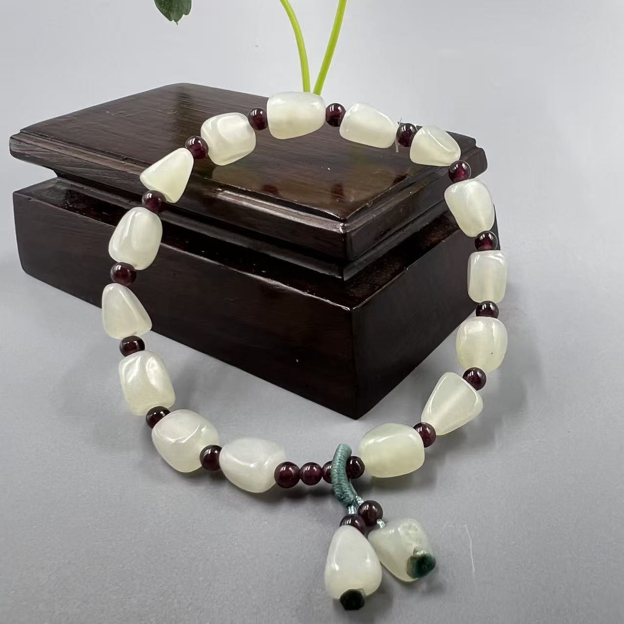 A0897 和田玉手串 HS1907450