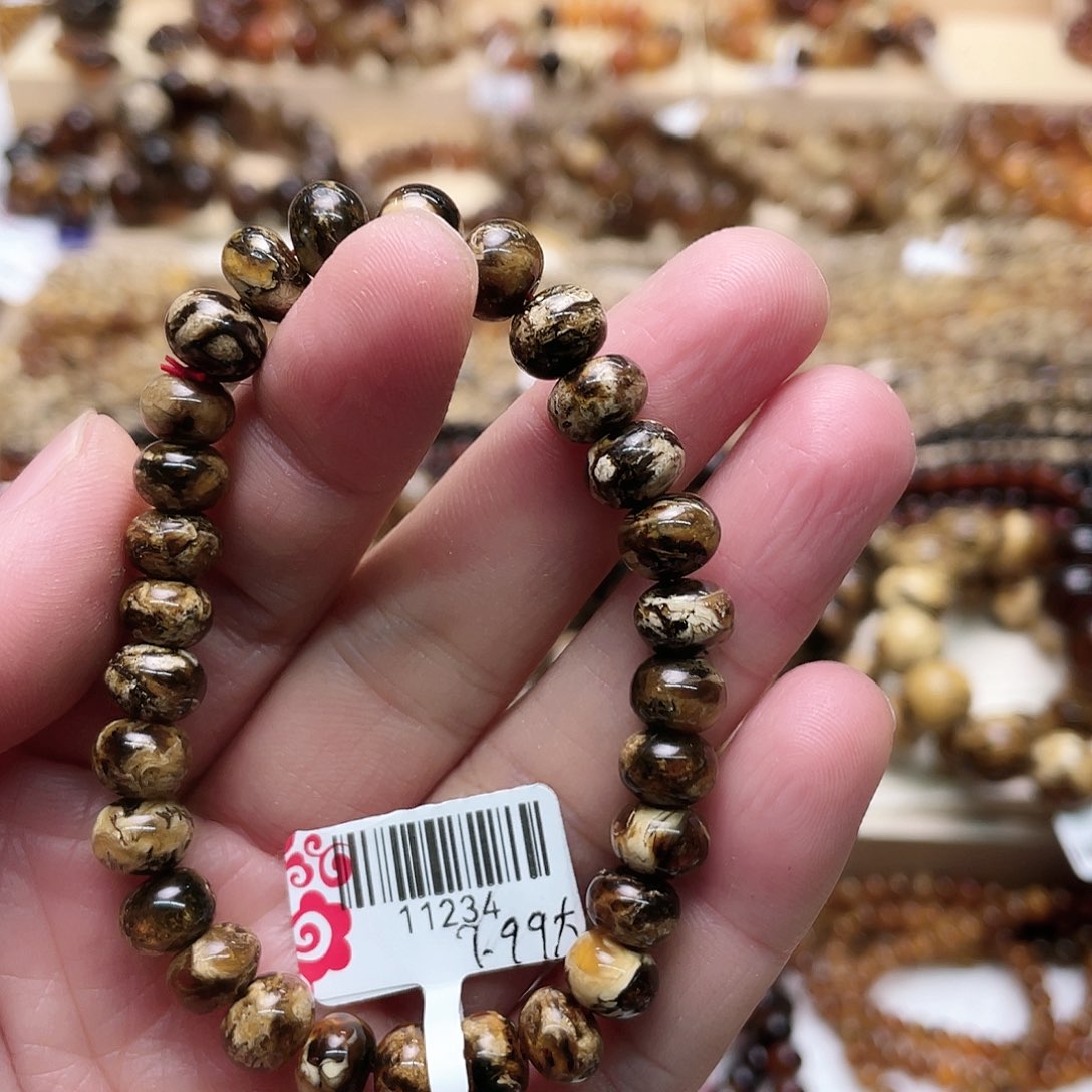 琥珀裸石未镶嵌八11234