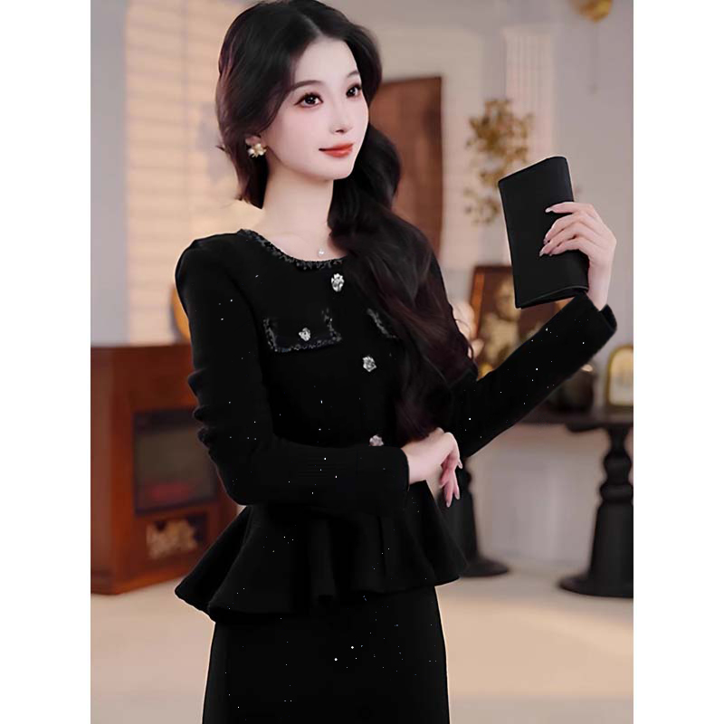 【两件套】韩版时尚百搭洋气今年流行的春秋上衣+半身裙套装D3734