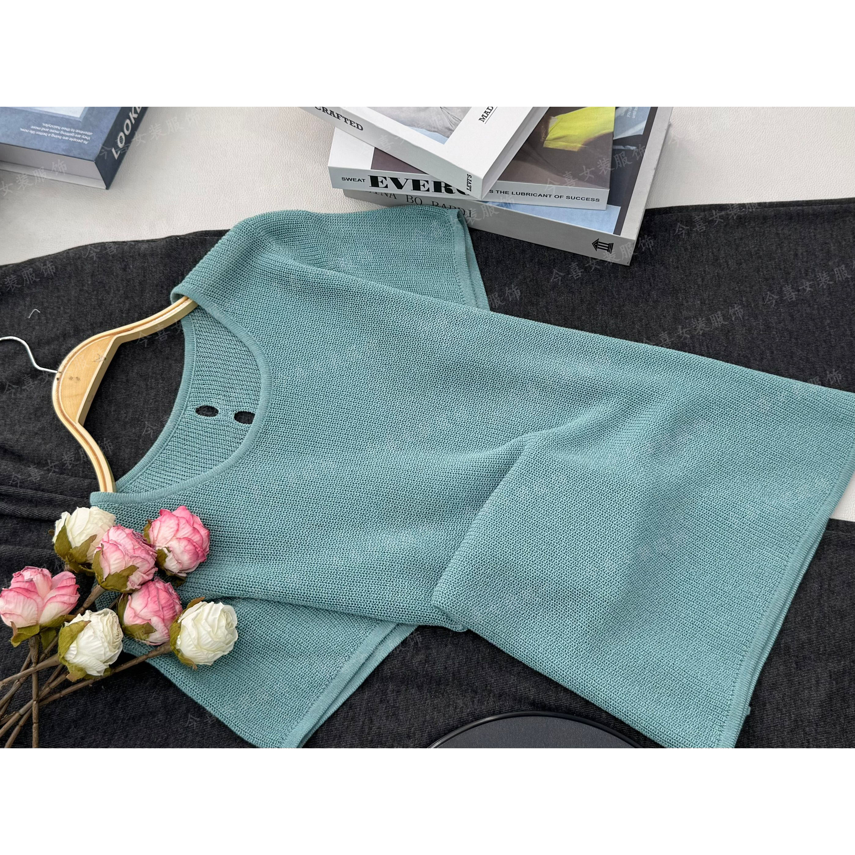 【湖蓝色后背镂空】新款百搭时尚宽松短袖上衣QC2886