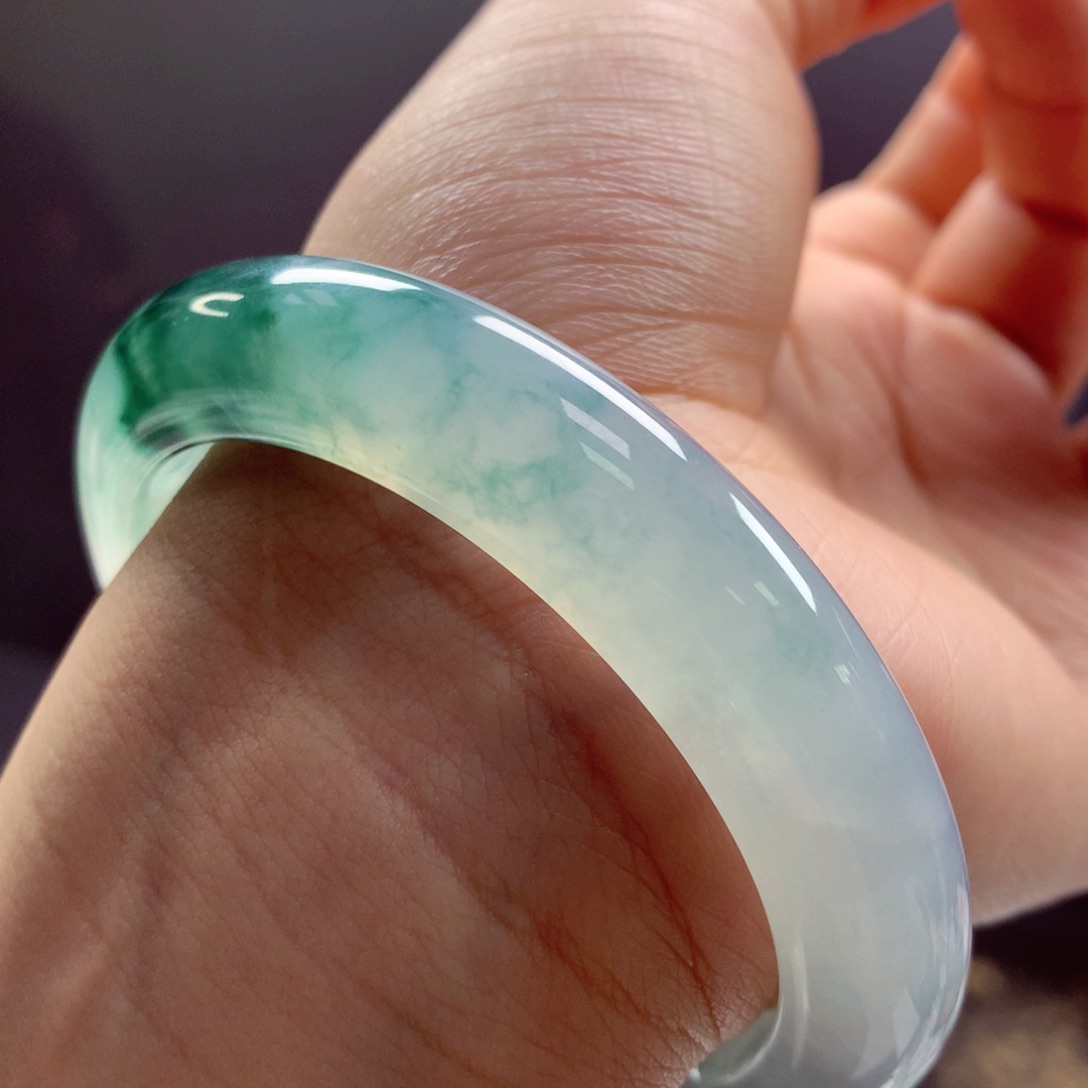 翡翠手镯未镶嵌56正37号88