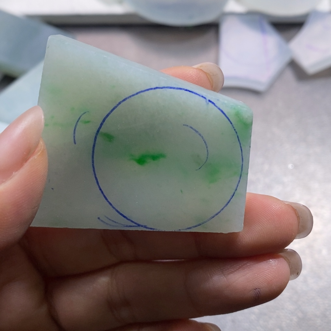 未镶嵌挂件翡翠M***见