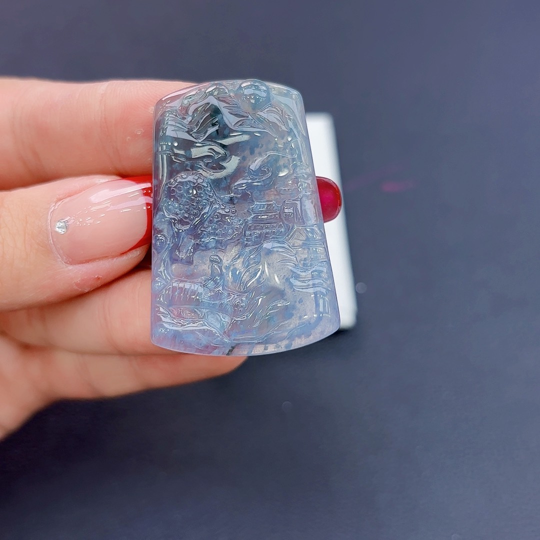 翡翠颈饰未镶嵌山水牌吊坠