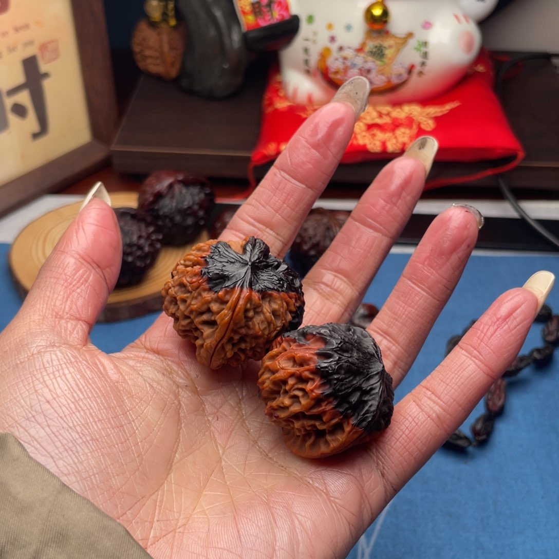 吊坠文玩核桃孙****龙眼