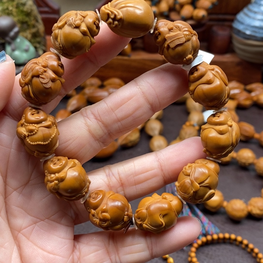 八宝弥勒手串一条