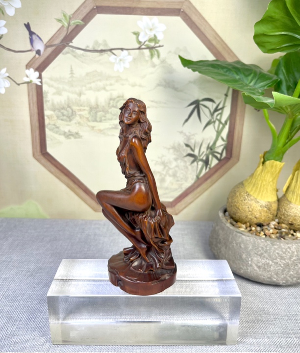 小叶黄杨木仿古做旧（美女）摆件高度15口径6木雕艺术工艺