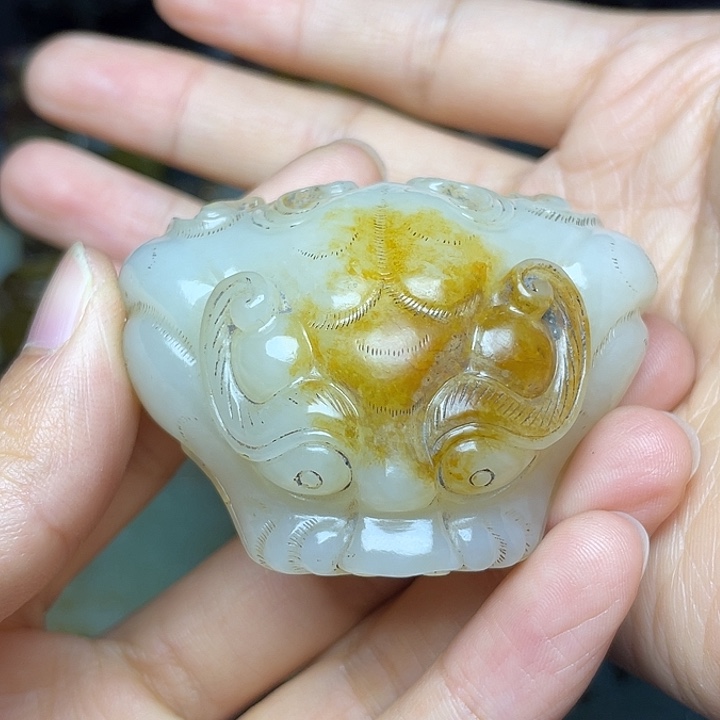 汉***宫和田玉未镶嵌挂件