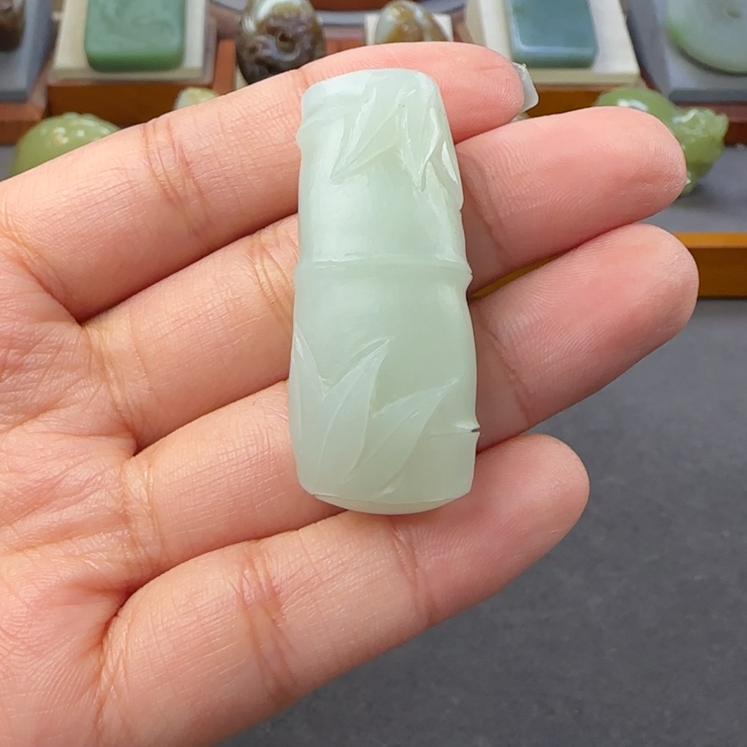 定制和田玉未镶嵌和田玉