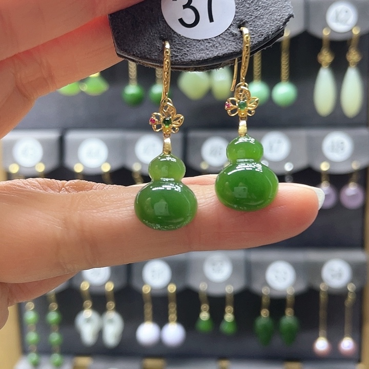 和田玉耳饰18K金镶嵌